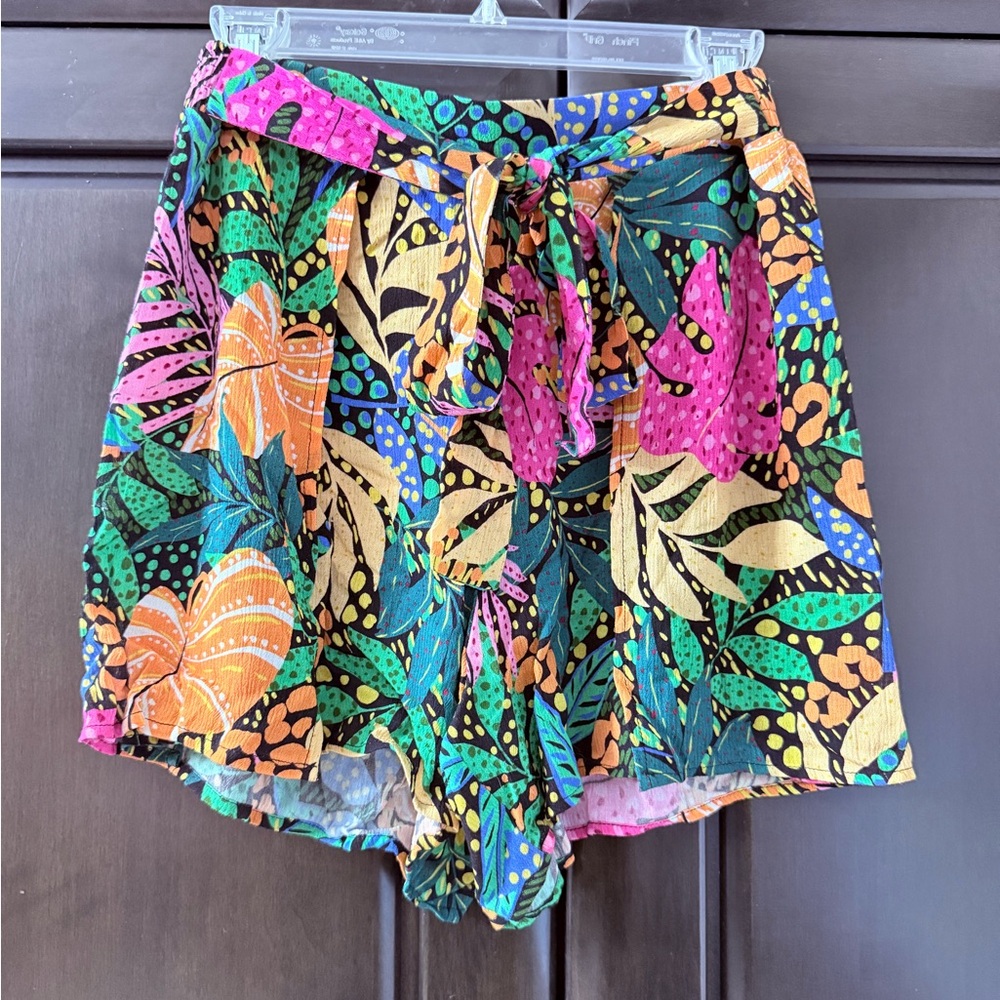 Tribal High Waist Vibrant shorts